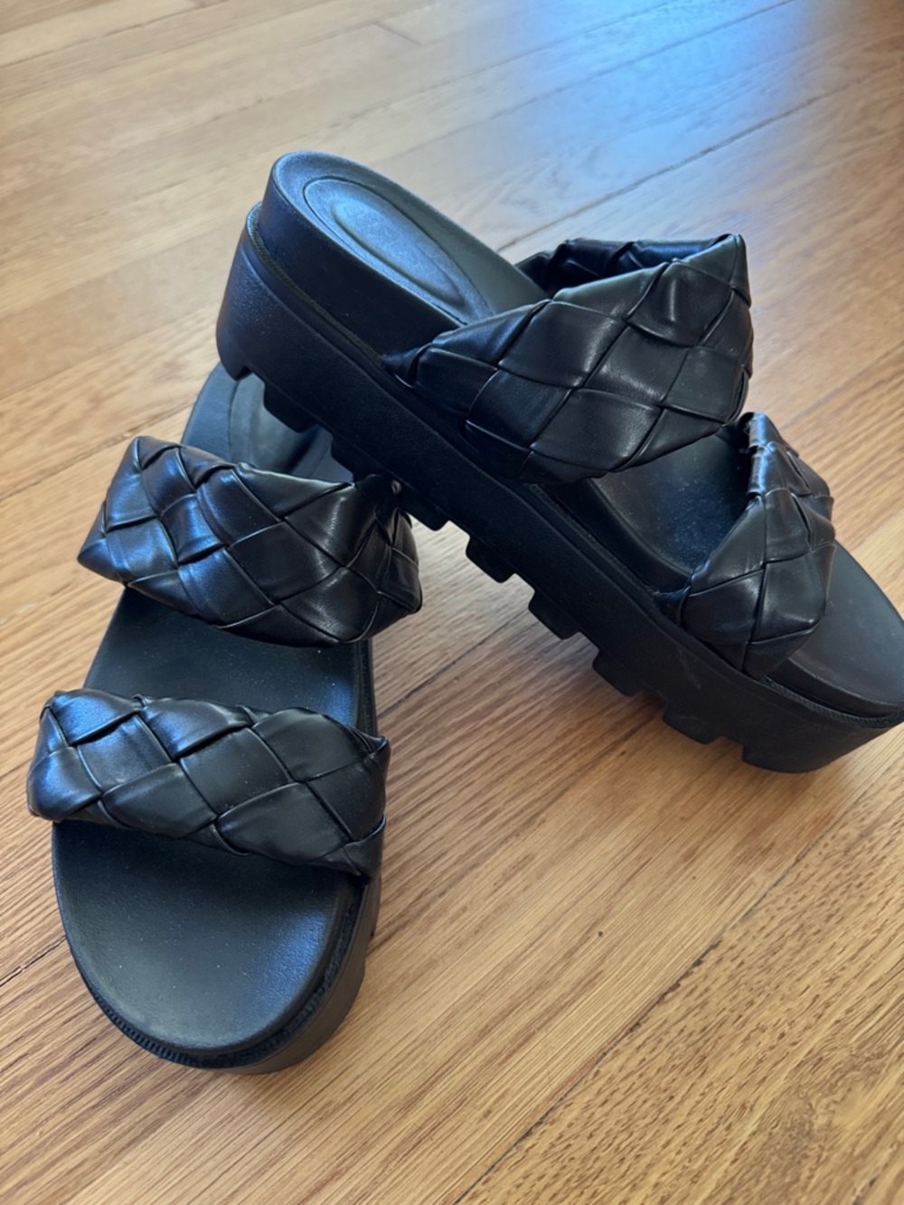 Woven Platform Slide Sandals - Black